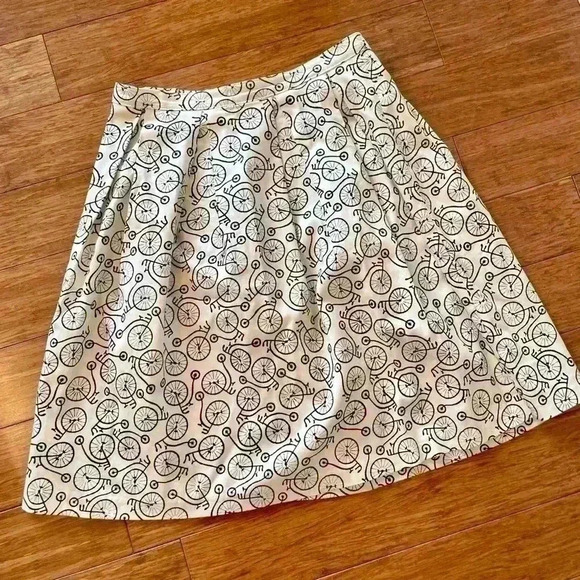 IXIA ModCloth Cream Black Bicycle Print Pleated Skirt Women’s Size Small - Picture 1 of 6